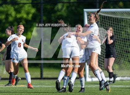 Thumbnail 1 in East Kentwood vs Rockford (MHSAA District 2 Round 2 Playoff) photogallery.