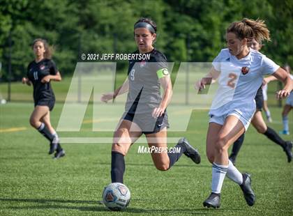 Thumbnail 3 in East Kentwood vs Rockford (MHSAA District 2 Round 2 Playoff) photogallery.