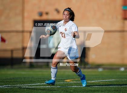 Thumbnail 3 in East Kentwood vs Rockford (MHSAA District 2 Round 2 Playoff) photogallery.
