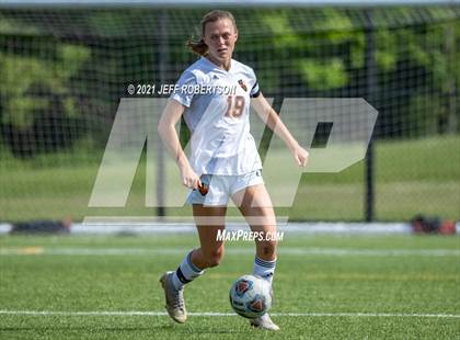 Thumbnail 1 in East Kentwood vs Rockford (MHSAA District 2 Round 2 Playoff) photogallery.