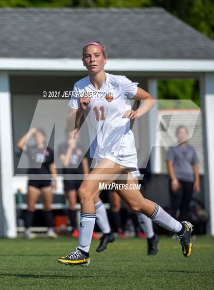 Thumbnail 3 in East Kentwood vs Rockford (MHSAA District 2 Round 2 Playoff) photogallery.