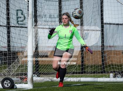 Thumbnail 2 in East Kentwood vs Rockford (MHSAA District 2 Round 2 Playoff) photogallery.