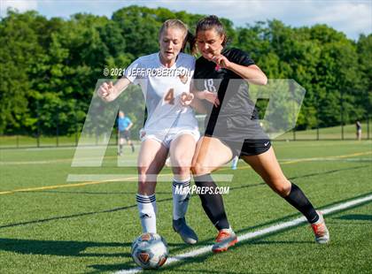 Thumbnail 3 in East Kentwood vs Rockford (MHSAA District 2 Round 2 Playoff) photogallery.