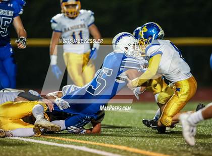 Thumbnail 2 in Nordhoff @ Fillmore photogallery.