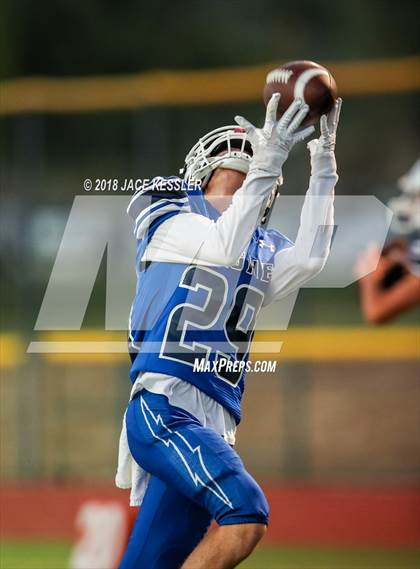 Thumbnail 2 in Nordhoff @ Fillmore photogallery.