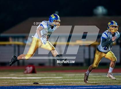 Thumbnail 3 in Nordhoff @ Fillmore photogallery.