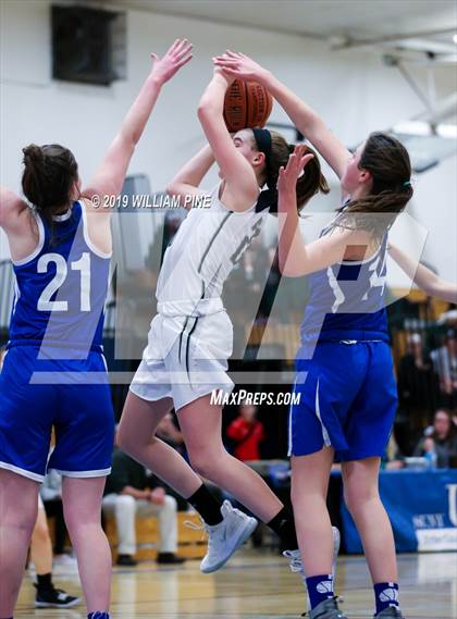 Thumbnail 1 in Spackenkill vs. Millbrook (MHAL Semifinal) photogallery.