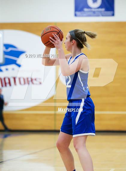 Thumbnail 1 in Spackenkill vs. Millbrook (MHAL Semifinal) photogallery.