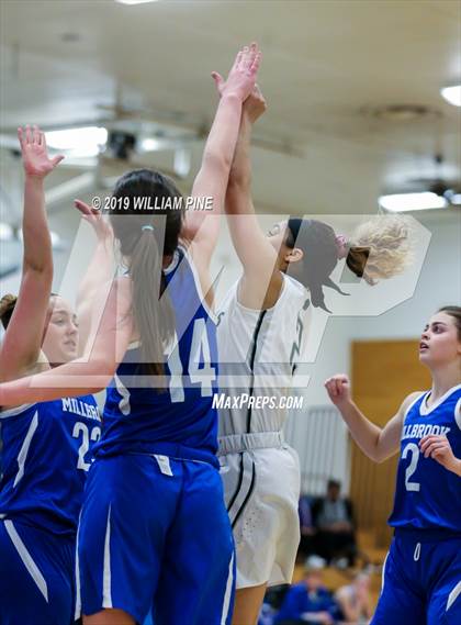Thumbnail 1 in Spackenkill vs. Millbrook (MHAL Semifinal) photogallery.
