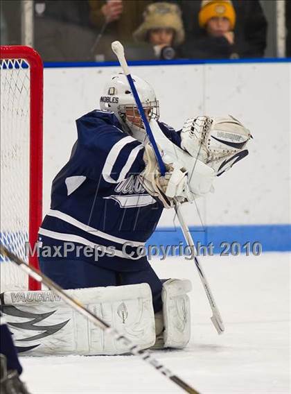 Thumbnail 3 in Salisbury vs Noble & Greenough (Flood-Marr Tournament) photogallery.