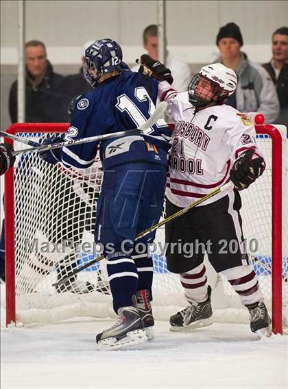 Thumbnail 2 in Salisbury vs Noble & Greenough (Flood-Marr Tournament) photogallery.