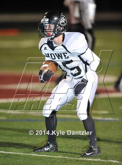Thumbnail 2 in Cooper vs. Howe (UIL 3A Division 2 Region 2 Bi-District) photogallery.