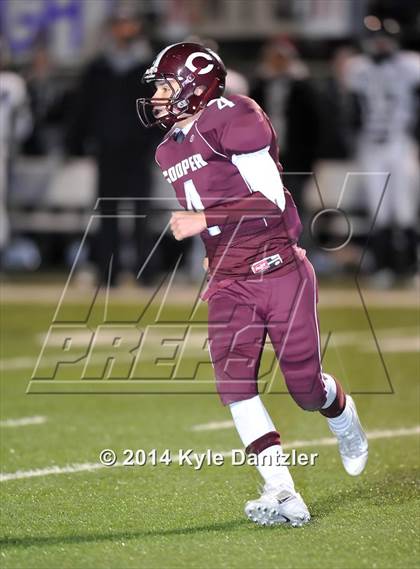 Thumbnail 2 in Cooper vs. Howe (UIL 3A Division 2 Region 2 Bi-District) photogallery.