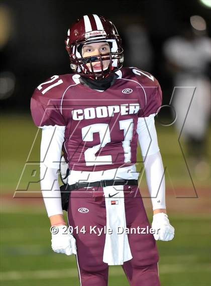 Thumbnail 2 in Cooper vs. Howe (UIL 3A Division 2 Region 2 Bi-District) photogallery.
