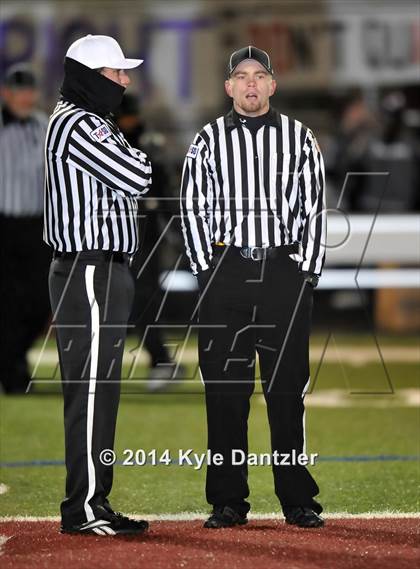 Thumbnail 3 in Cooper vs. Howe (UIL 3A Division 2 Region 2 Bi-District) photogallery.