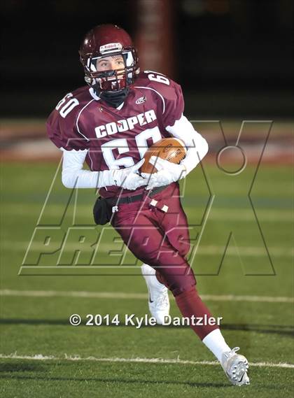 Thumbnail 2 in Cooper vs. Howe (UIL 3A Division 2 Region 2 Bi-District) photogallery.