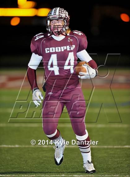 Thumbnail 1 in Cooper vs. Howe (UIL 3A Division 2 Region 2 Bi-District) photogallery.