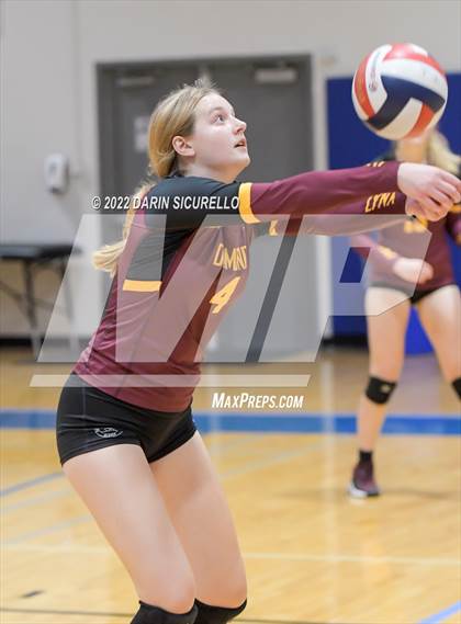 Thumbnail 1 in Thatcher vs. Dimond (Westwood Tournament of Champions) photogallery.