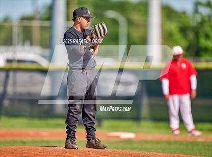 Thumbnail 1 in Galena Park vs. Victoria West (UIL 5A D1 Baseball Bi-District) photogallery.