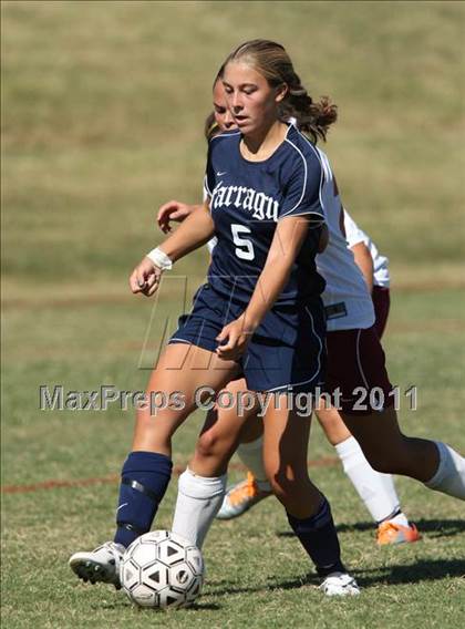 Thumbnail 3 in Dobyns-Bennett vs Farragut (Bearden Invitational) photogallery.