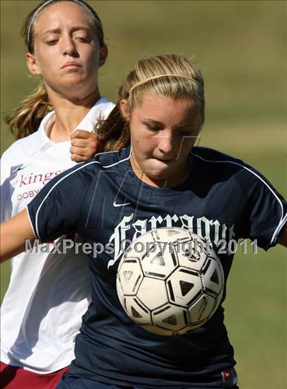 Thumbnail 2 in Dobyns-Bennett vs Farragut (Bearden Invitational) photogallery.