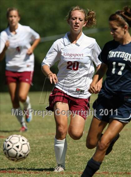 Thumbnail 3 in Dobyns-Bennett vs Farragut (Bearden Invitational) photogallery.