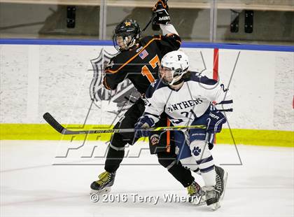 Thumbnail 1 in Mamaroneck vs. Pittsford (NYSPHSAA Division 1 Semifinal) photogallery.