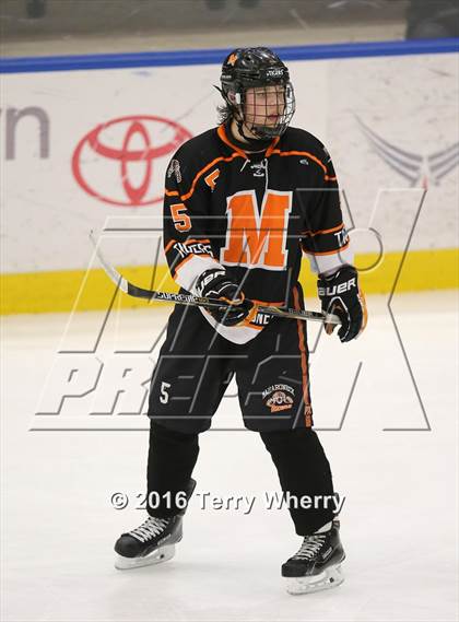 Thumbnail 2 in Mamaroneck vs. Pittsford (NYSPHSAA Division 1 Semifinal) photogallery.