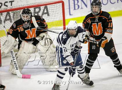 Thumbnail 1 in Mamaroneck vs. Pittsford (NYSPHSAA Division 1 Semifinal) photogallery.