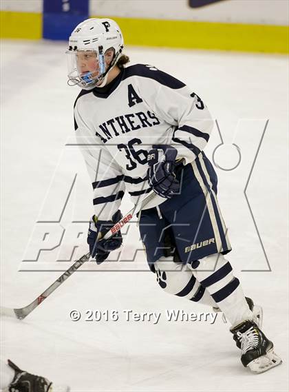 Thumbnail 3 in Mamaroneck vs. Pittsford (NYSPHSAA Division 1 Semifinal) photogallery.