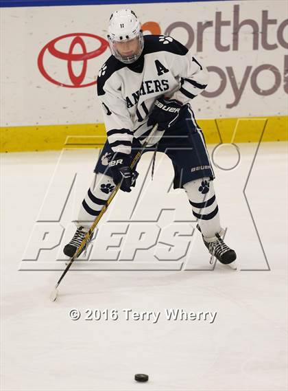 Thumbnail 2 in Mamaroneck vs. Pittsford (NYSPHSAA Division 1 Semifinal) photogallery.