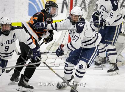 Thumbnail 3 in Mamaroneck vs. Pittsford (NYSPHSAA Division 1 Semifinal) photogallery.