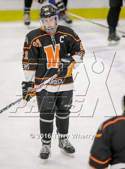 Thumbnail 3 in Mamaroneck vs. Pittsford (NYSPHSAA Division 1 Semifinal) photogallery.