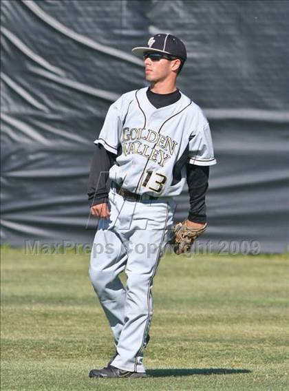 Thumbnail 3 in Golden Valley @ Saugus photogallery.