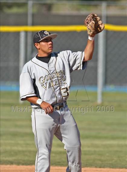 Thumbnail 2 in Golden Valley @ Saugus photogallery.