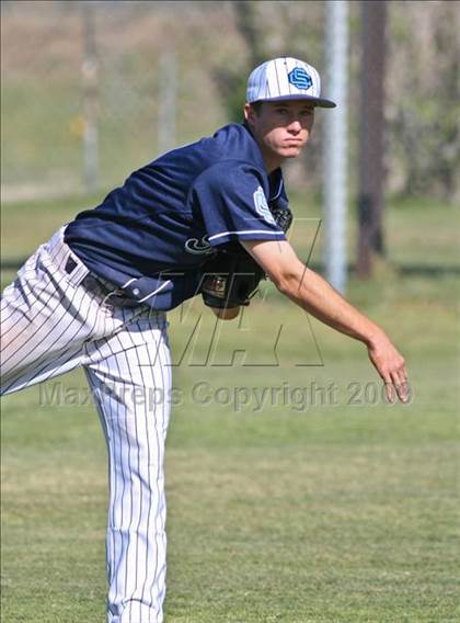 Thumbnail 1 in Golden Valley @ Saugus photogallery.