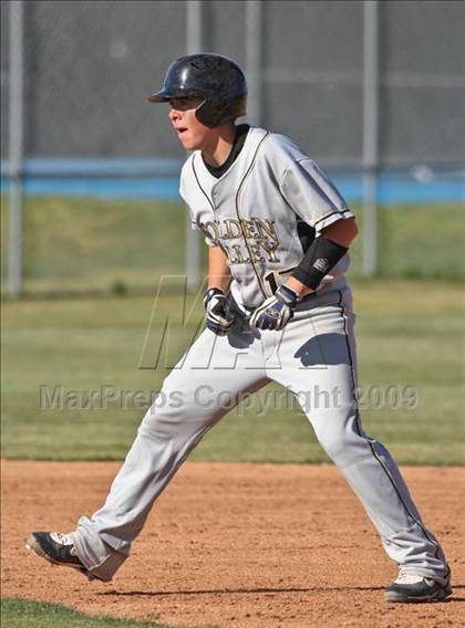 Thumbnail 1 in Golden Valley @ Saugus photogallery.