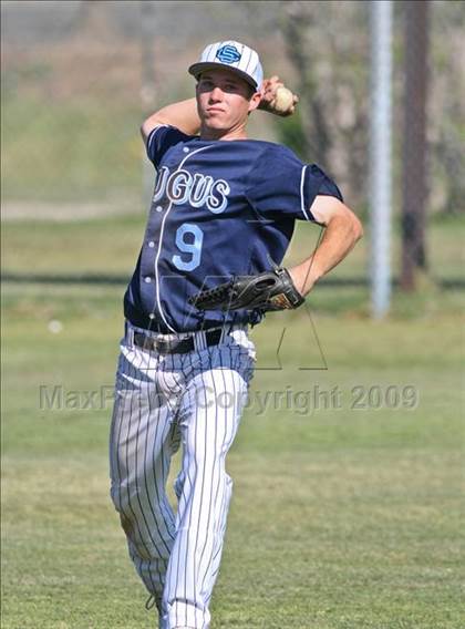 Thumbnail 3 in Golden Valley @ Saugus photogallery.