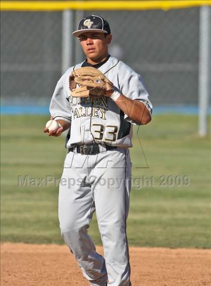 Thumbnail 1 in Golden Valley @ Saugus photogallery.