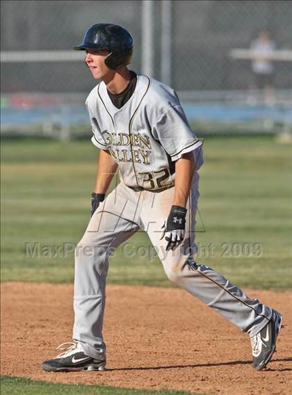 Thumbnail 3 in Golden Valley @ Saugus photogallery.