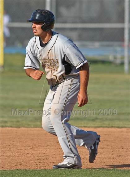Thumbnail 1 in Golden Valley @ Saugus photogallery.