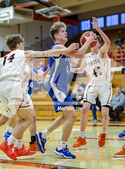 Thumbnail 2 in Washington vs. Quincy photogallery.