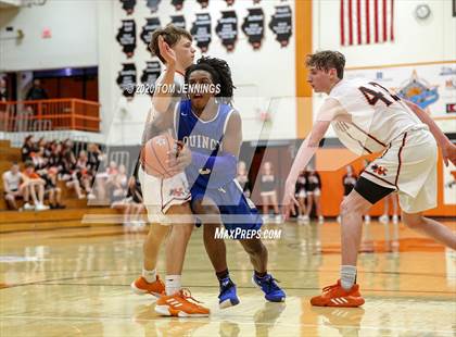 Thumbnail 2 in Washington vs. Quincy photogallery.