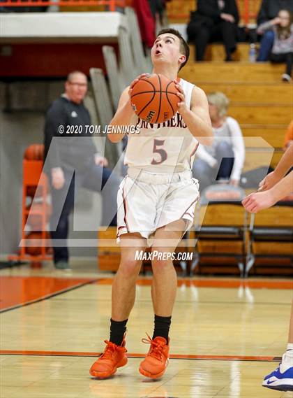 Thumbnail 3 in Washington vs. Quincy photogallery.