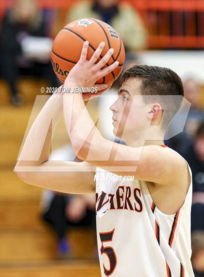 Thumbnail 2 in Washington vs. Quincy photogallery.