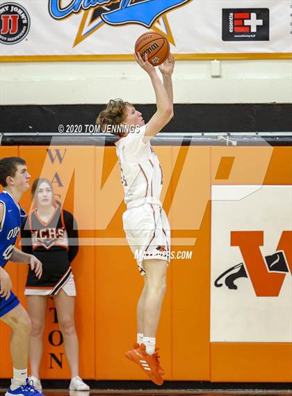 Thumbnail 2 in Washington vs. Quincy photogallery.