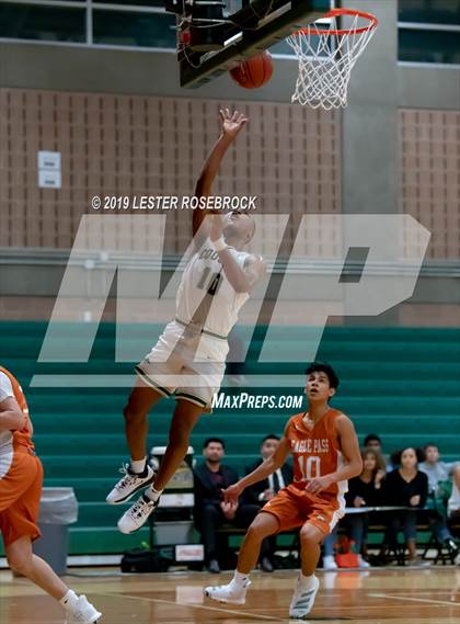 Thumbnail 1 in Eagle Pass @ Cole photogallery.
