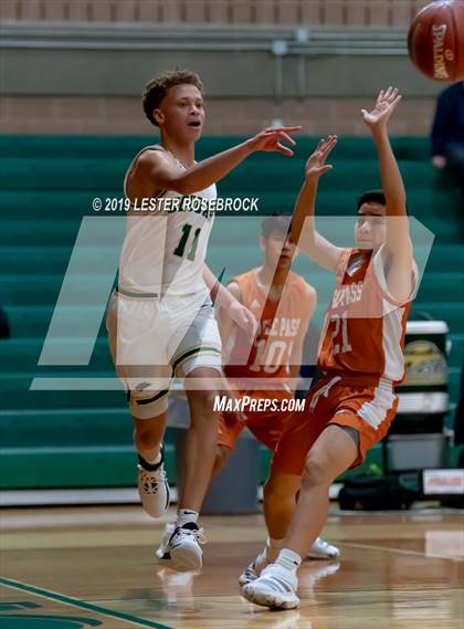 Thumbnail 1 in Eagle Pass @ Cole photogallery.