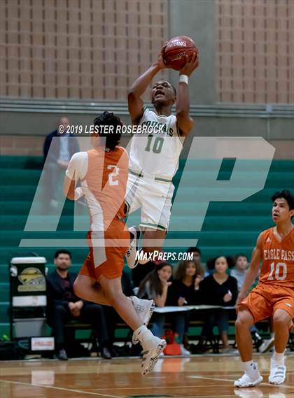Thumbnail 1 in Eagle Pass @ Cole photogallery.