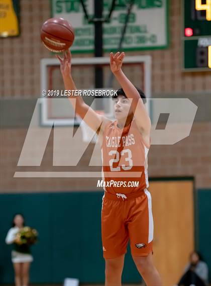 Thumbnail 1 in Eagle Pass @ Cole photogallery.